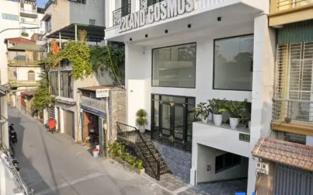 22Land Cosmos Hotel