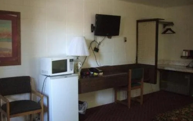 Town House Motor Inn