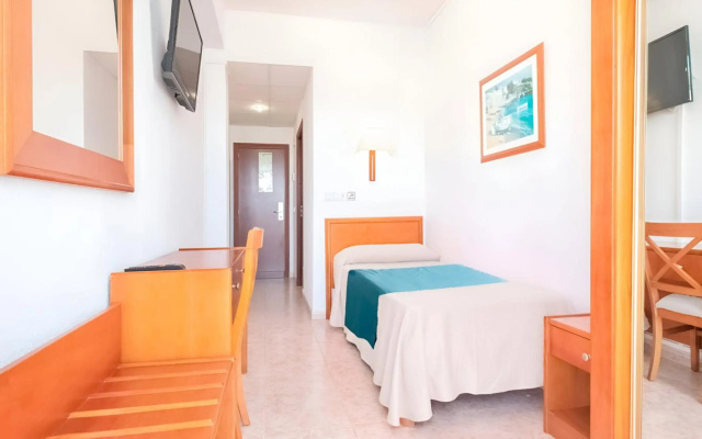 Отель BLUESEA Piscis - Adults Only