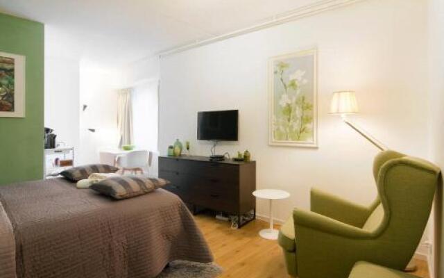 Pleasant Studio in the City Center