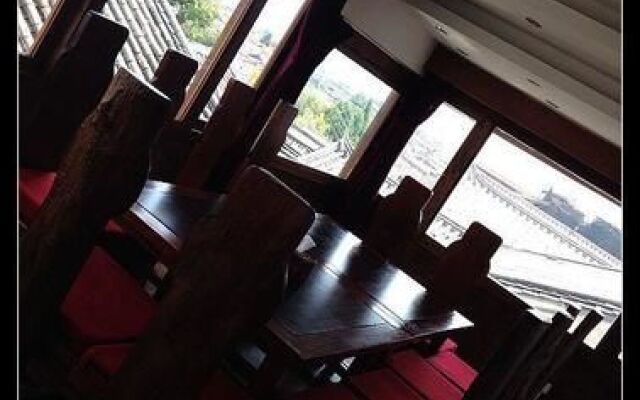 Lijiang Courier Inn