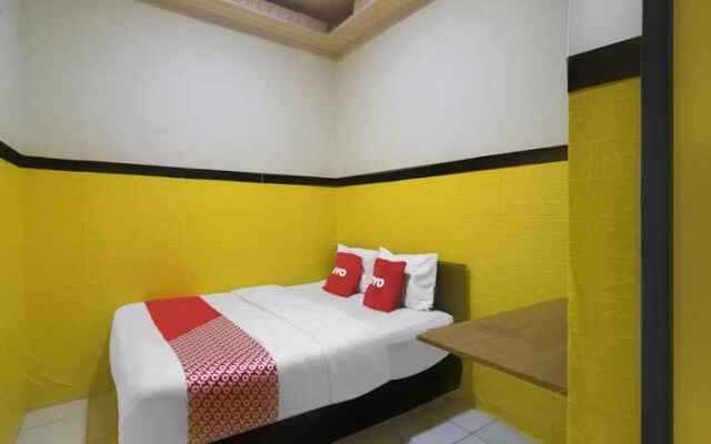 OYO 92040 Superstar Kost Dan Homestay