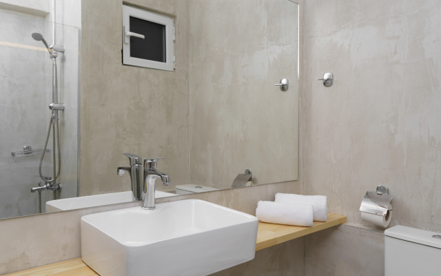 Calamos Beach Family Club Hotel
