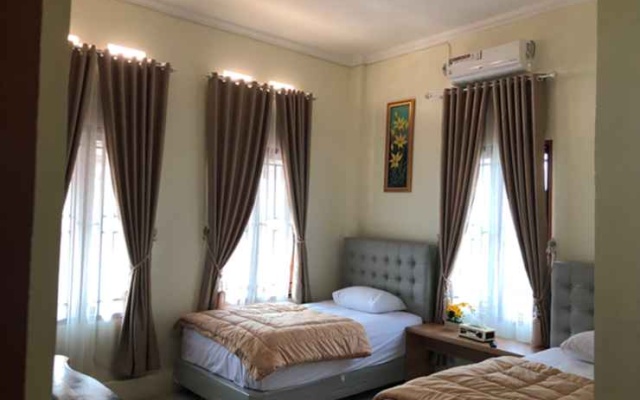Penginapan Citra Alam – Guest Rooms – Sungai Penuh