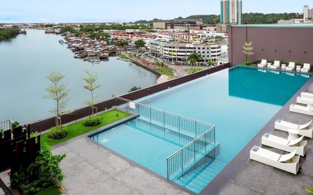 Pullman Miri Waterfront