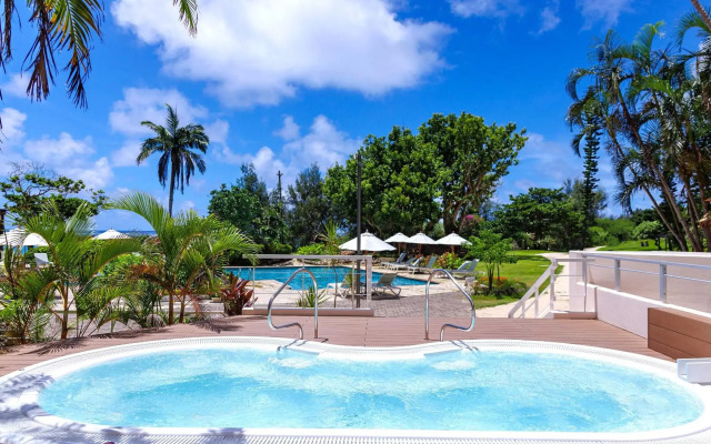 Hotel Breezebay Marina