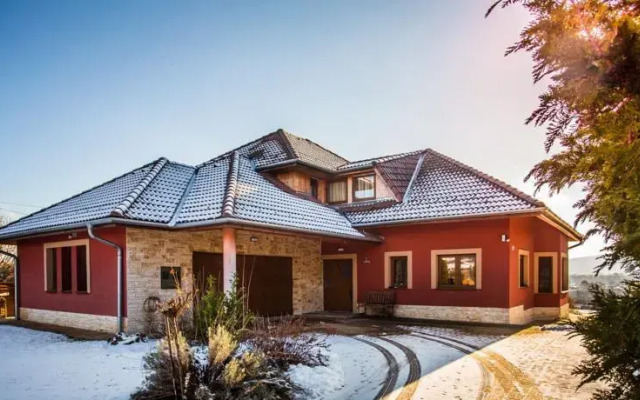 Hungarian Adventures Residence