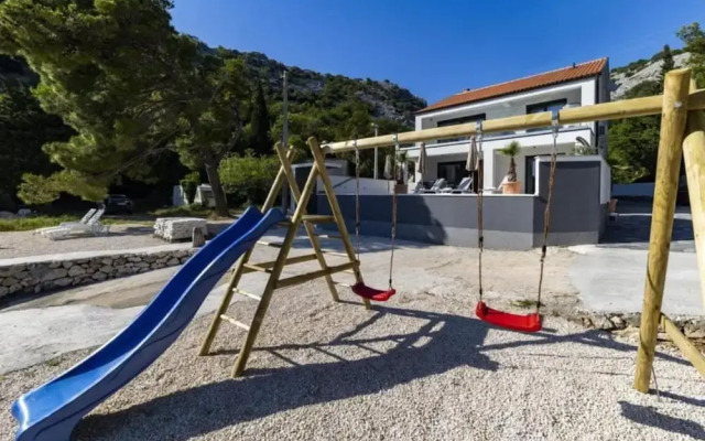 Luxury Villa Lucija