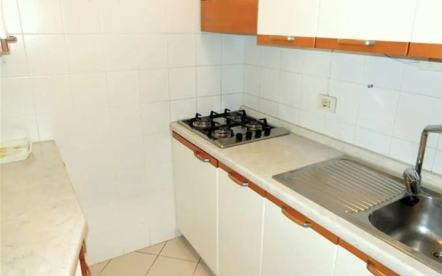 Comfortable Apartment Near the Beach With Pool