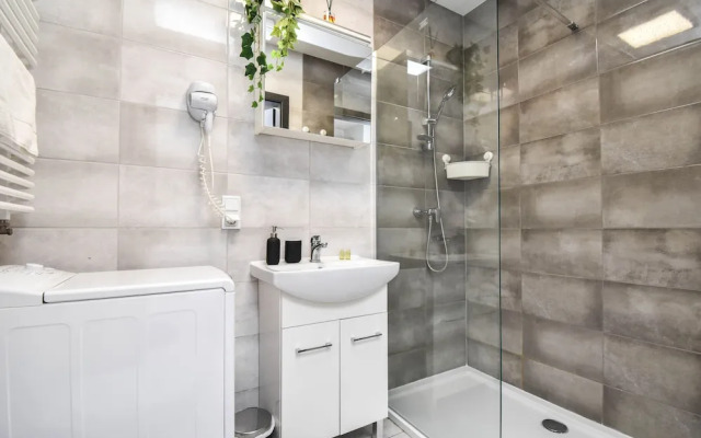 EASY RENT Apartments - Smart 705