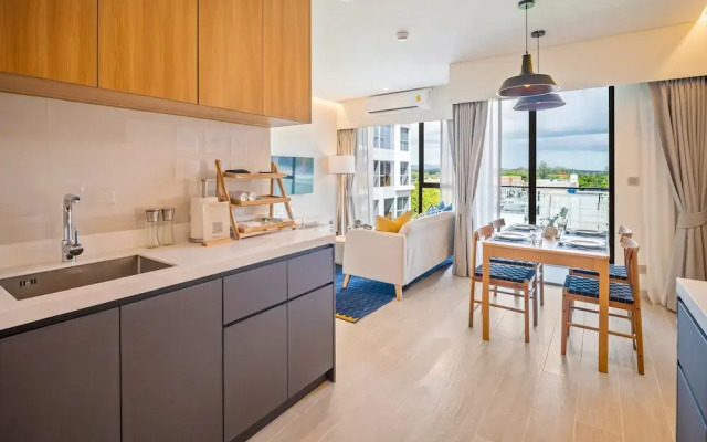 Laguna Lakeside Residences