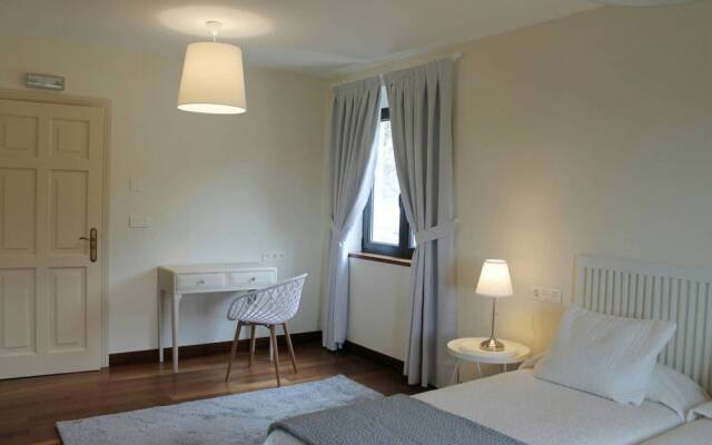 Villa - 5 Bedrooms with Pool and WiFi - 107841
