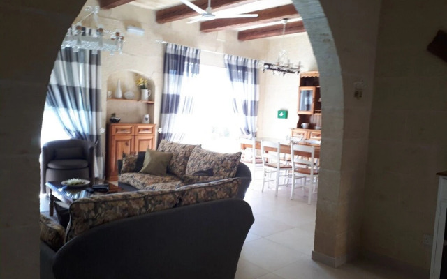 Twilight Gozitan Farmhouse With Pool