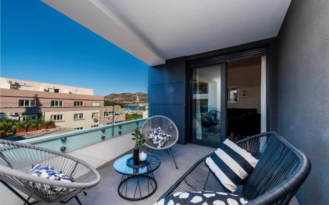 Apartments Adriatic Oasis & Marine View