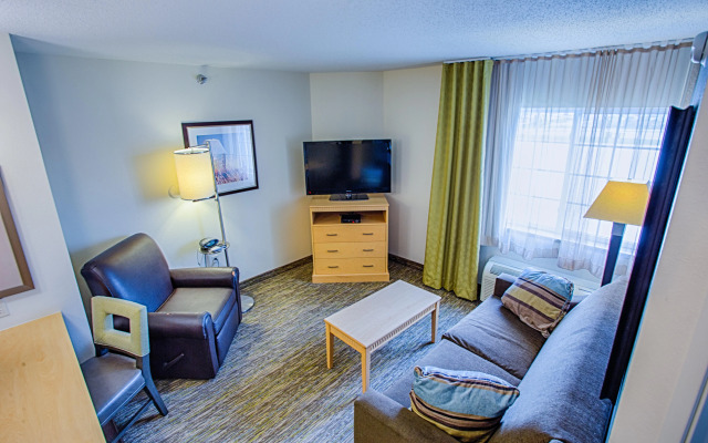 Candlewood Suites Fargo-N. Dakota State University by IHG