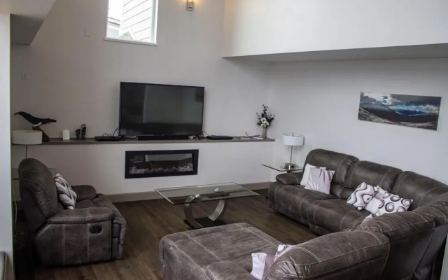 Otter Beach Lodges