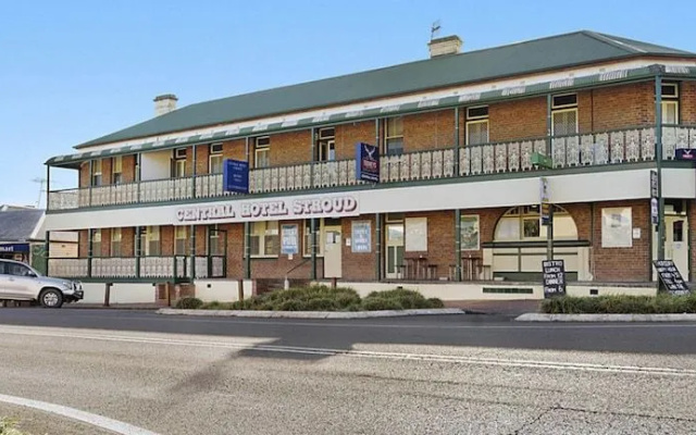 Central Hotel Stroud