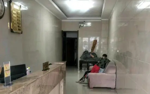 Huilong Express Hotel (Lingbi South Station Branch)
