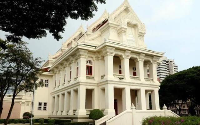 Muangphol Mansion