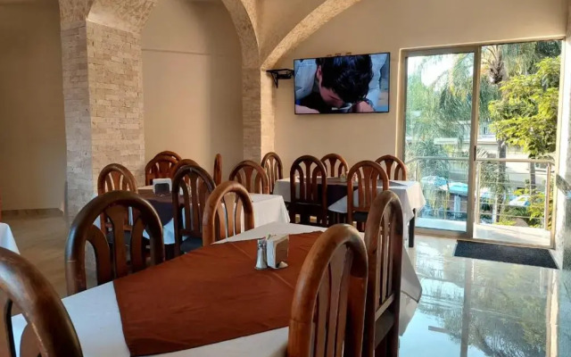 Hotel Parador del Rey