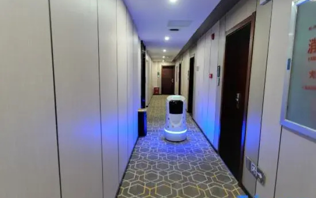 TukE China Light Residence Hotel