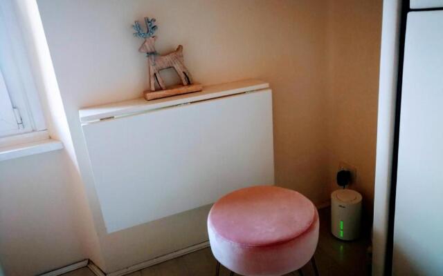 Q21apartment -The Silent Charm