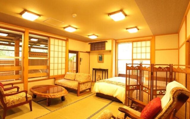 Petit Hotel Ceravie