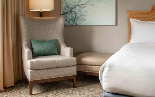 DoubleTree by Hilton Hotel Sonoma Wine Country
