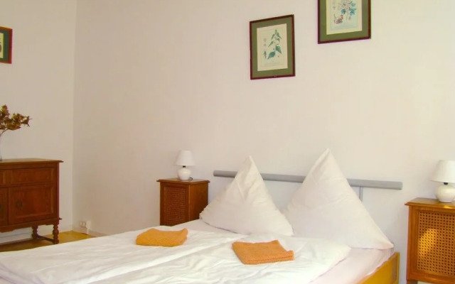 BNB near Brandenburg Gate