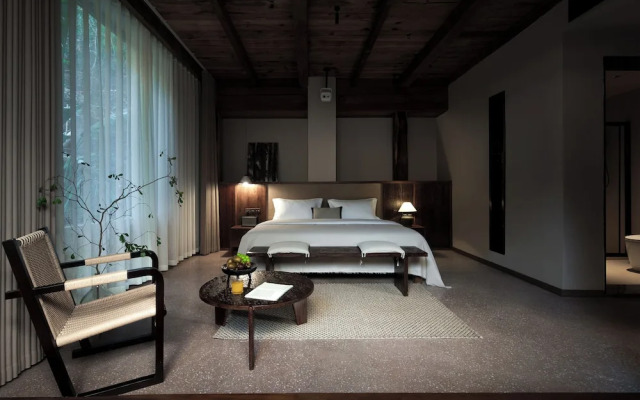 Xishuangbanna Jinghong Hidden in Nature