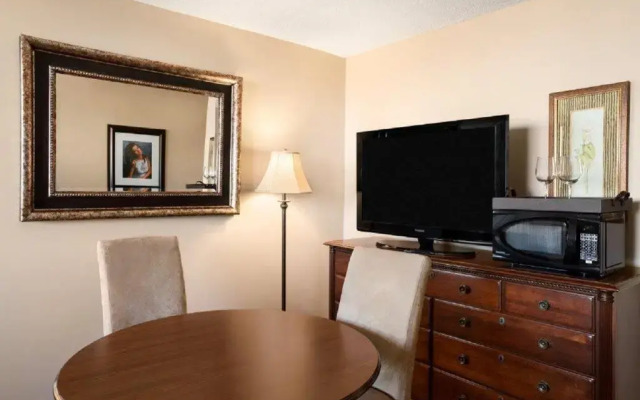 The Senator Hotel & Conference Centre Timmins