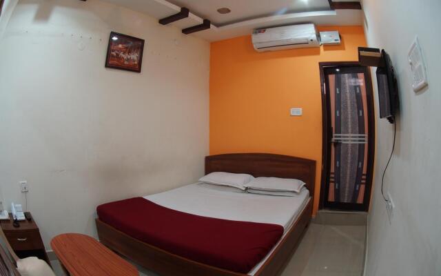 Hotel Mahesh Residency