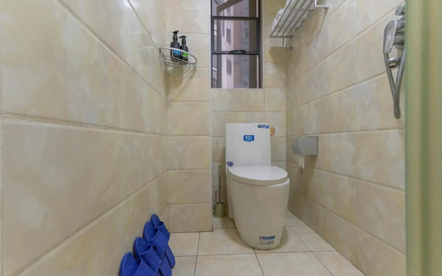 Locals Apartment Inn 01