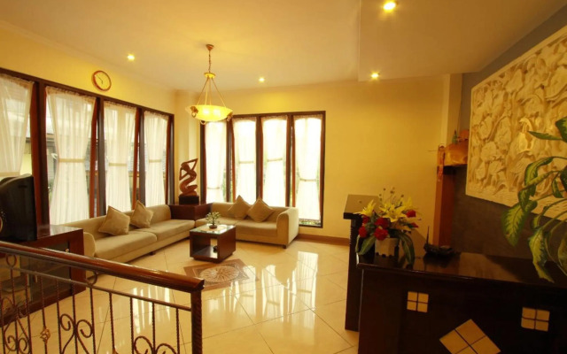 Hotel Puri Nusa Indah