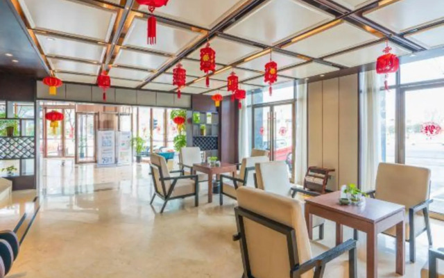 Phoenix International Hotel