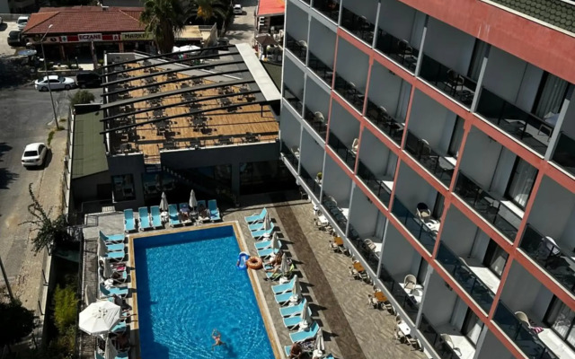 Side Golden Rock Hotel 16+ Adults Only