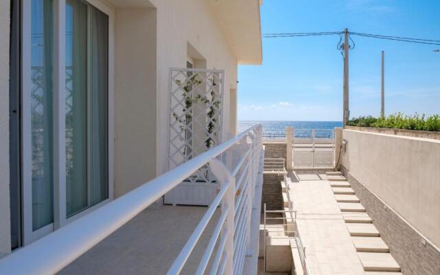 White Apartments & Spa