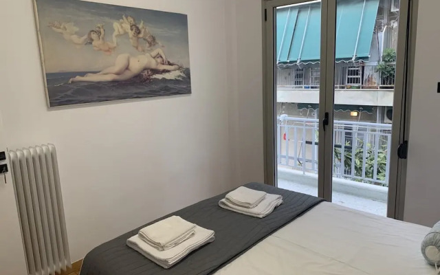 Modern Brand new apt In Athens Centre