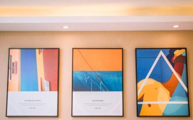 Wei'erdun Hotel (Shenzhen Bao'an Lingzhi Metro Station)