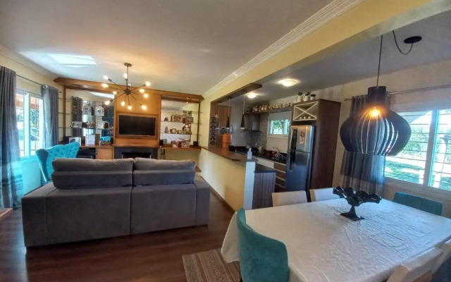 Casa Ari Candiago Gramado