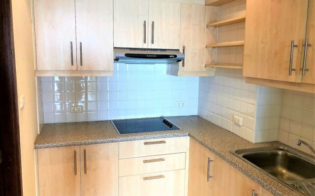 Metro Jomtien Condotel - Sleeps 2