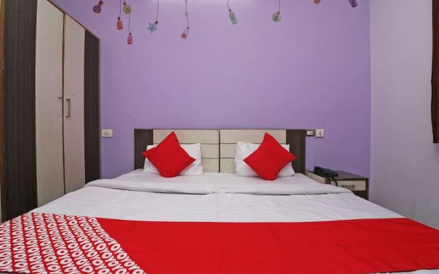 OYO 33431 Hotel Ekta Residency