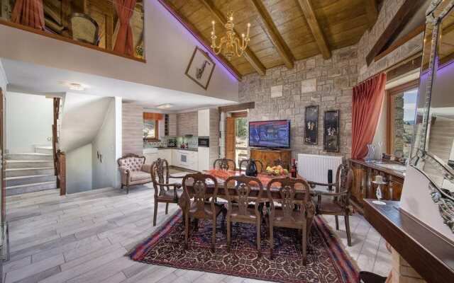 ViP Chalet Livadi Arachova