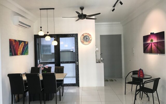 JB Staycation next to Paradigm Mall JB
