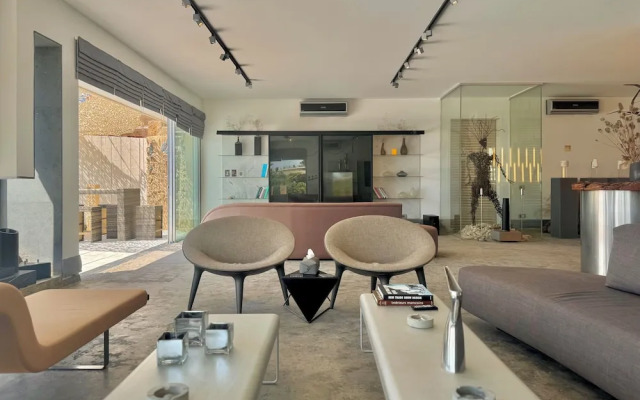 Shatt El Reewa Villa