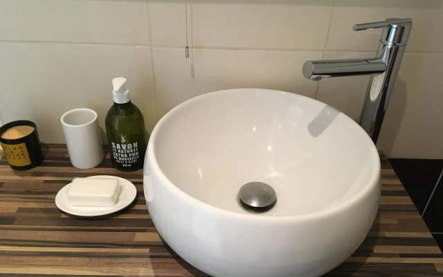 Cosy One-Bedroom Apartment -StayInAntibes- Le Cosy
