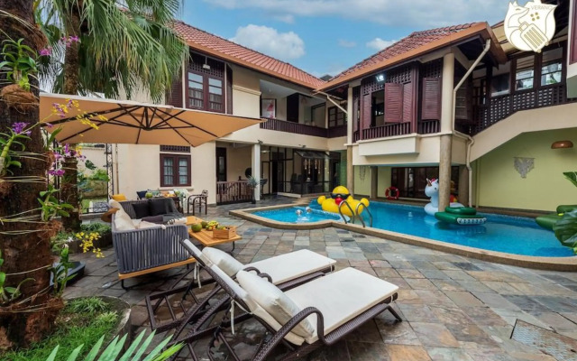 9225sf 6BR 27PAX Private Pool Villa, 1km to KLCC