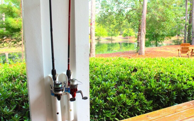 1380 Laurel Grove 3 Bedroom Home by RedAwning