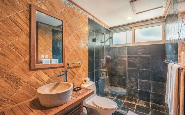 Glamorous w Jacuzzi Balcones del Atl Ntico