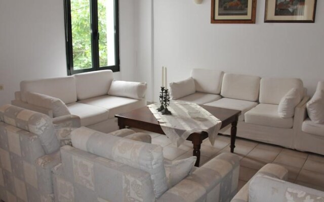 Eva Suites